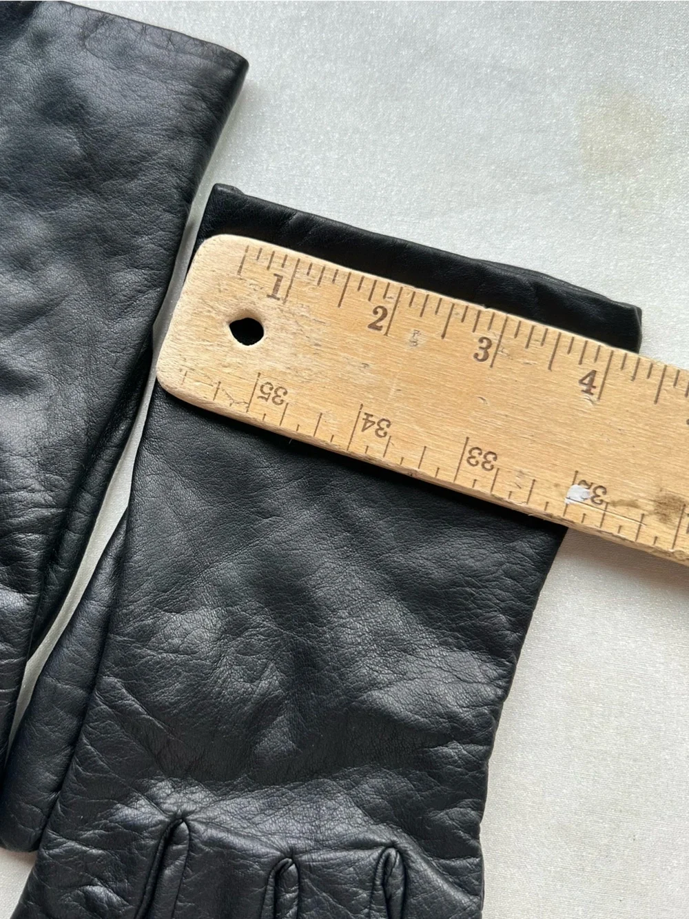 Vintage 90s Fownes Black Genuine Leather Gloves 100% Cashmere Lining  Womens 7.5